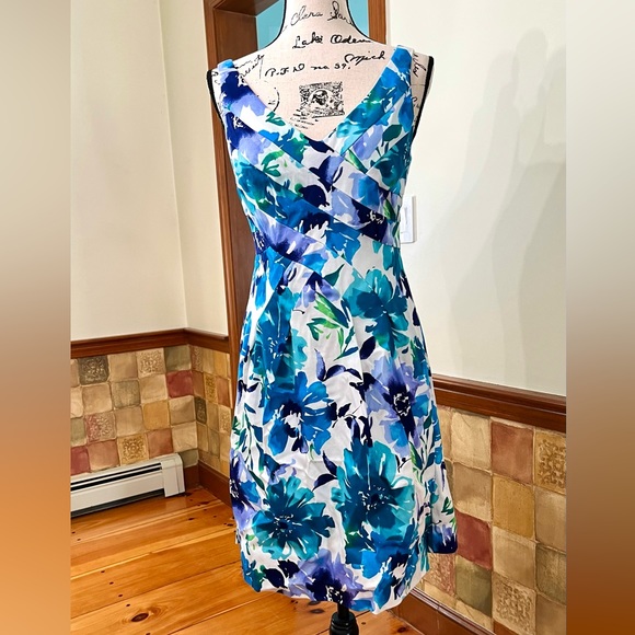 Chaps Dresses & Skirts - Chap’s Spectacular Vibrant Women’s Dress